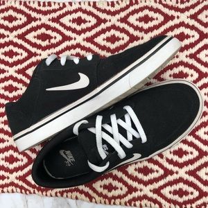 Nike SB canvas casual shoes